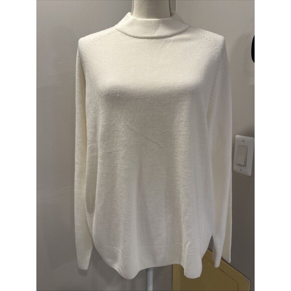 Studio Works Sweaters - Studio Works Sweater size XL White acrylic Long Sleeve